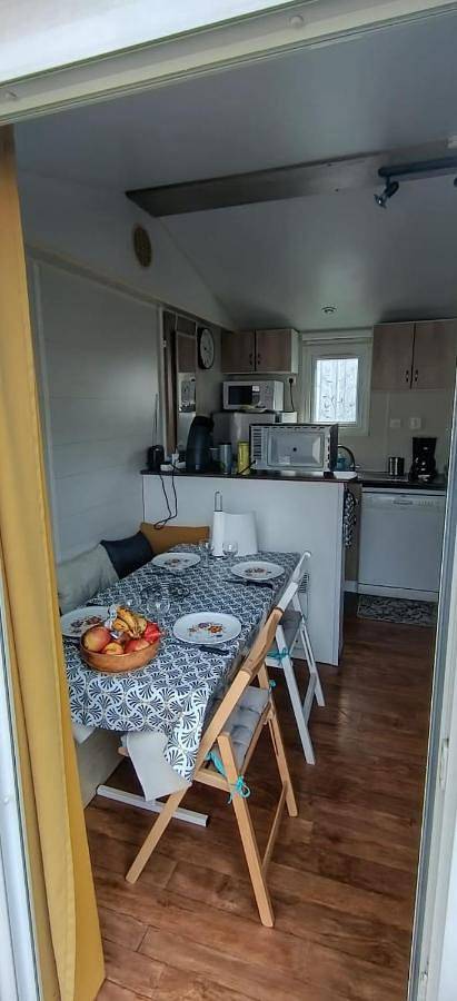 Camping pour 4 personnes, avec vue et jardin à Marseillan - 3