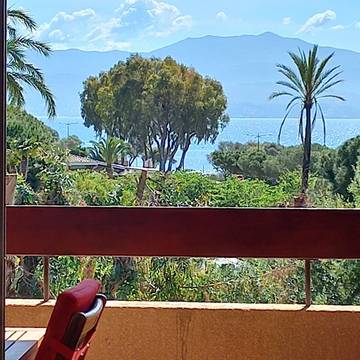 Gîte pour 2 personnes, avec terrasse à Ajaccio