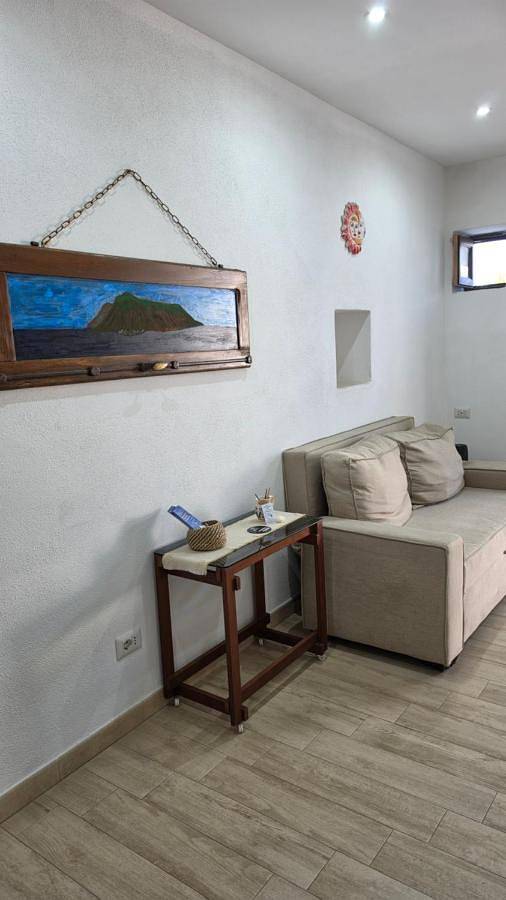 Ferienhaus für 5 Personen, mit Terrasse und Garten sowie Ausblick auf den Liparische Inseln - 2