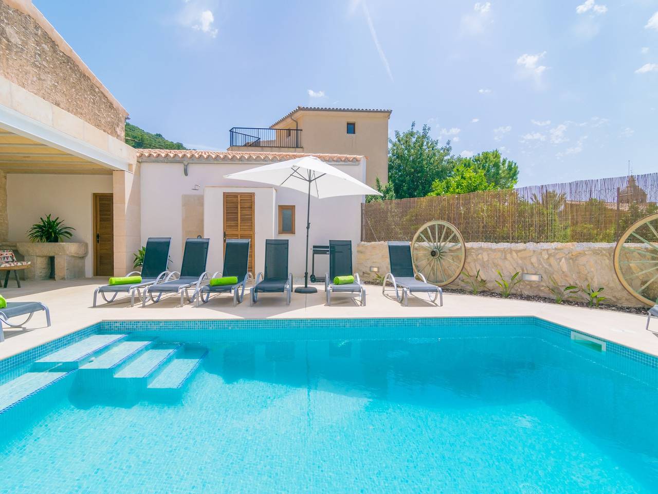 Maison de ville élégante avec piscine in Randa (Mallorca), Algaida
