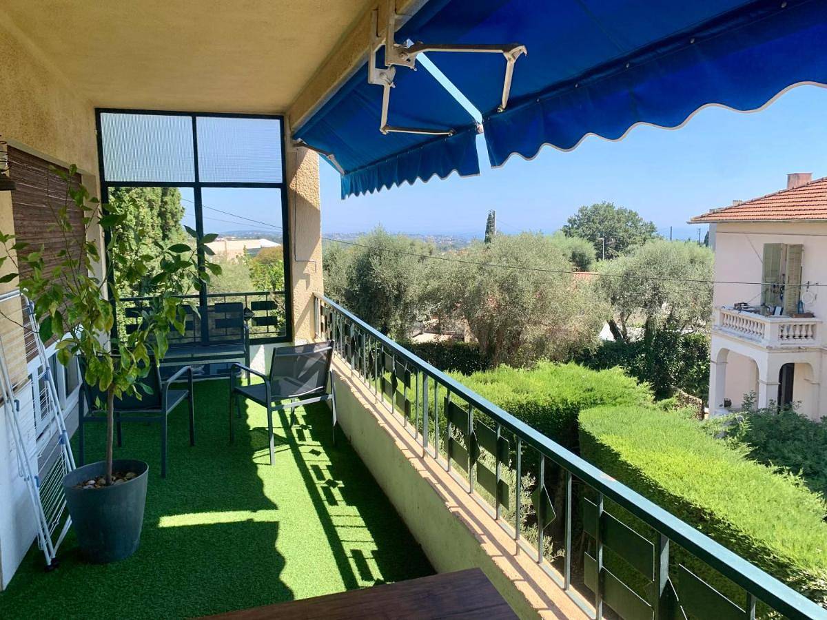Appartement entier, Vence T3 vue mer grande terrasse in Vence, Côte méditerranéenne (France)