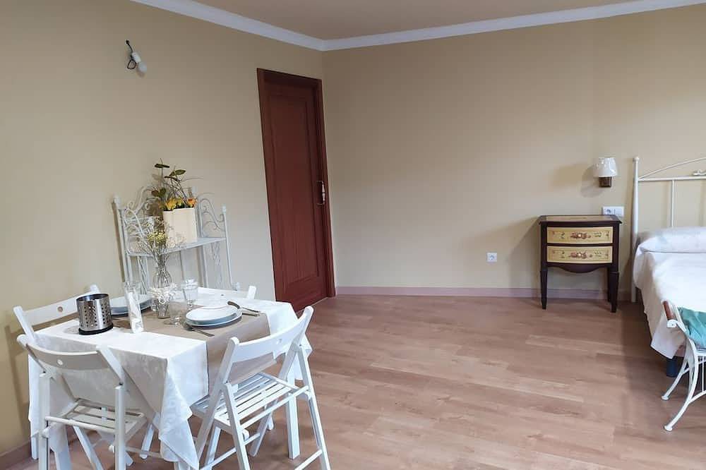 Entire apartment, Or Xanza Apartment, ideal for couples (adapted for people with reduced mobility). in Meis, Galician Coast