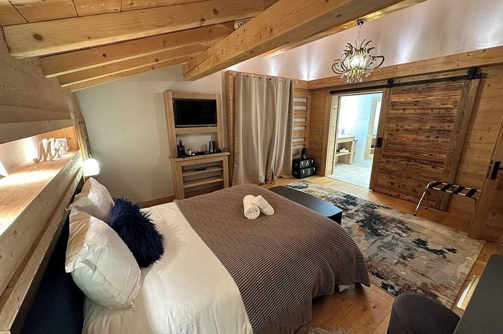 Chalet de l'Armanaz pour des groupes jusqu'à 32 personnes in La Giettaz, Région d'Albertville