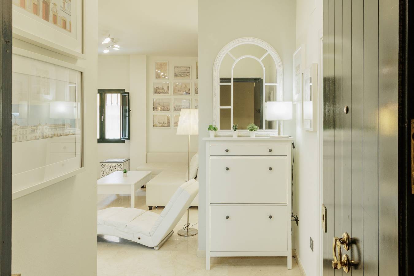 Apartamento entero, Loft de diseño en la Alameda de Sevilla — Tecnología inteligente y oasis de bienestar in Casco Antiguo, Sevilla