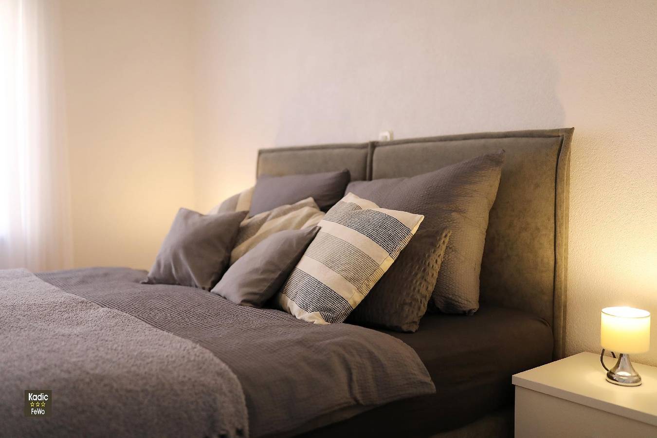 Ganze Ferienwohnung, Apartment Carmen in Vir mit Garten und Terrasse in Vir
