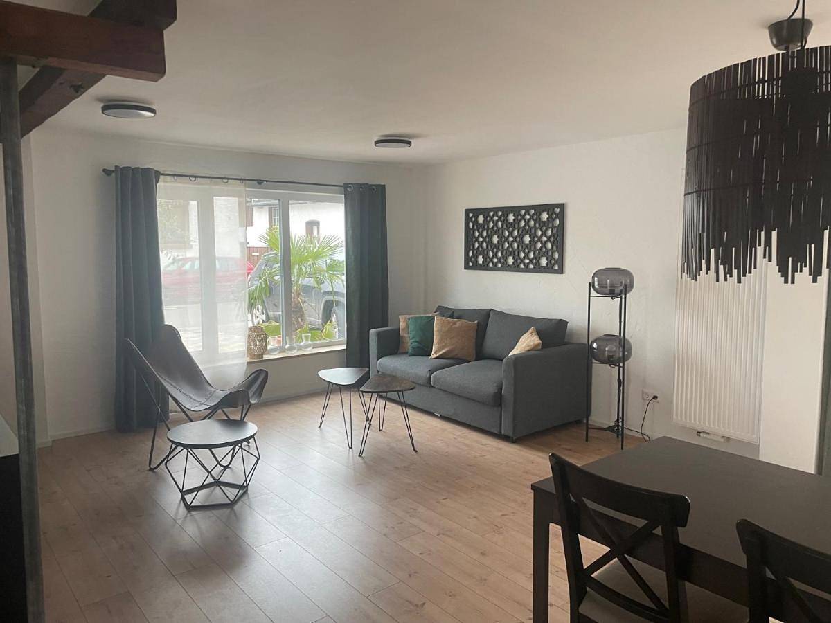 Three-Bedroom House in Haßloch, Pfälzer Rheinebene