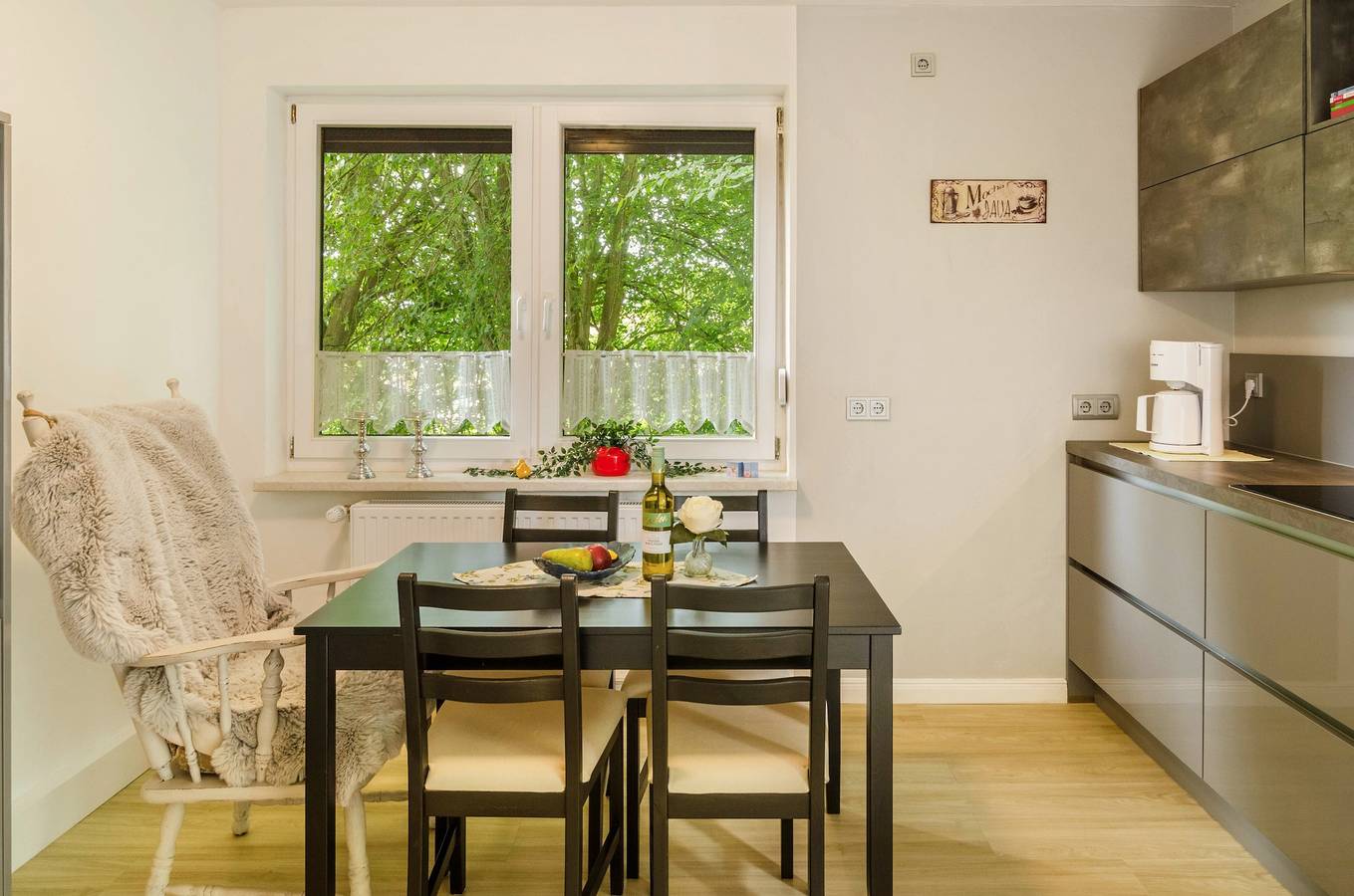 Ganze Wohnung, Ferienwohnung 'Fewo2 Seelter Uutkiek Saterland' mit privater Terrasse, Gemeinschaftsgarten und Wlan in Saterland, Nordseeküste