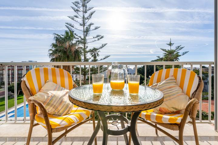 Entire apartment, Studio Apartment Carihuela Palace in Resort with Wi-Fi, Balcony, Garden, Terrace & Pool; Parking Available in La Carihuela, Torremolinos