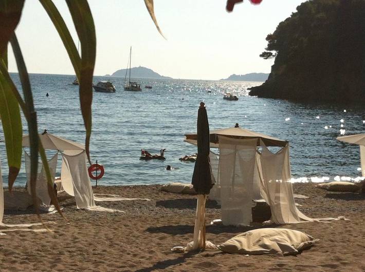 Chambre d’hôte pour 2 personnes, avec Terrasse ainsi que Jardin et Vue à Lerici - 4