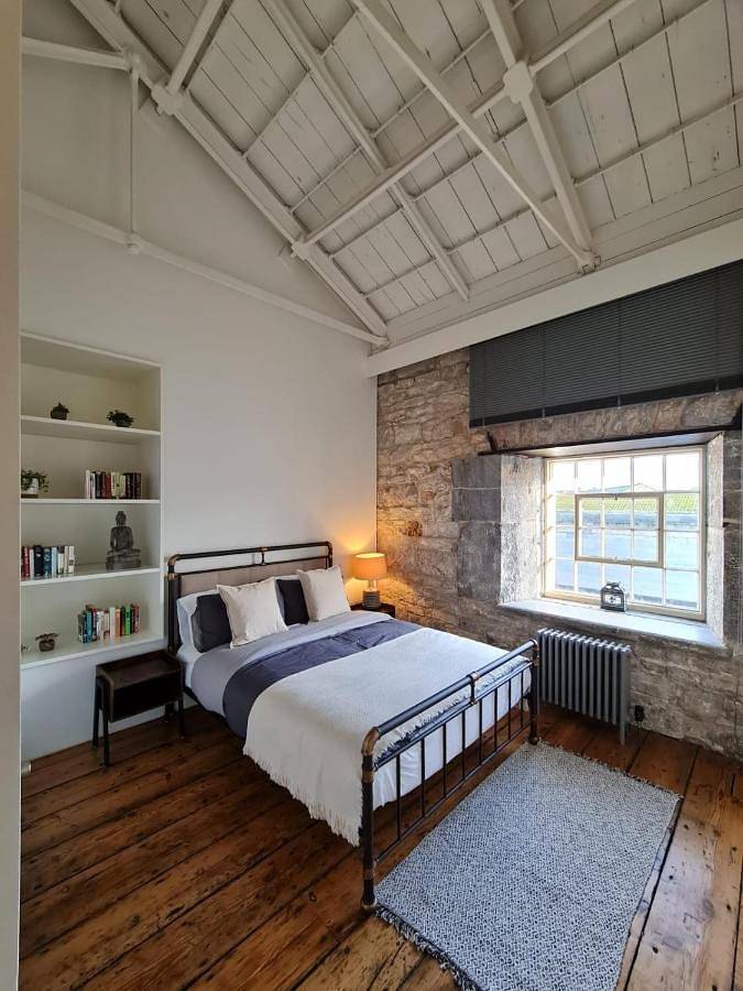 Entire apartment, Two-Bedroom Apartment in Plymouth, England