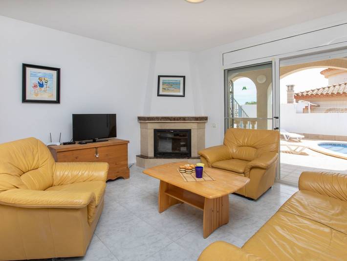 Villa Kikidona in Miami Platja, Montroig