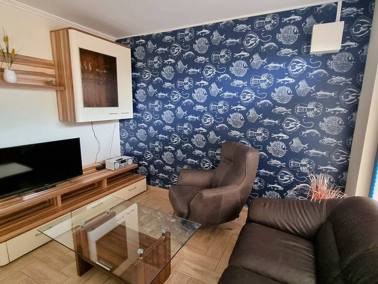 Ganze Ferienwohnung, Bungalow Rugia Breege - mit Garten, Hunde erlaubt - Bungalow Rugia in Breege für 4 Personen mit Garten, Parkplatz und Grill in Breege, Rügen