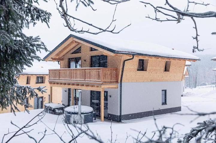 Chalet für 8 Personen, mit Whirlpool und Sauna sowie Garten in Sankt Englmar