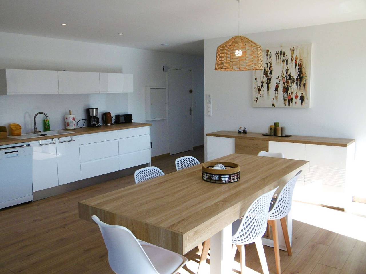 Appartement entier, Appartement rénové 4 pièces avec vue océan, balcon et parking à Sarzeau in Sarzeau, Côte des Mégalithes