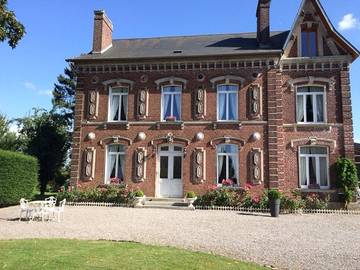 Chambre d’hôte pour 2 personnes, avec piscine ainsi que jacuzzi et jardin dans la Somme