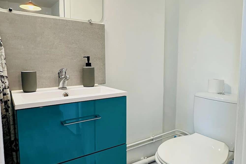 Appartement entier, Studio 11 au Calme avec Wifi et Parking Troyes in Troyes, Aube