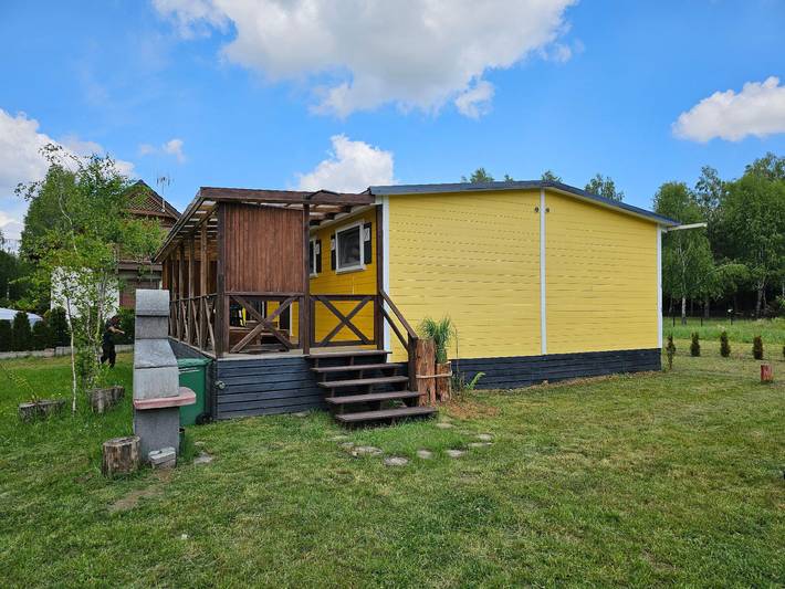 Chalet pour 8 personnes, avec terrasse ainsi que vue et piscine en Pologne