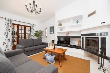 Villa voor 6 Personen in Guia, Faro District, Afbeelding 2