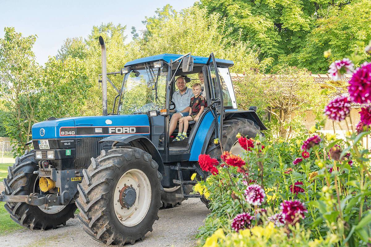 Hagerhof - Märchenhafter Urlaubsbauernhof - k) Spinnstube in Eggstätt, Chiemsee