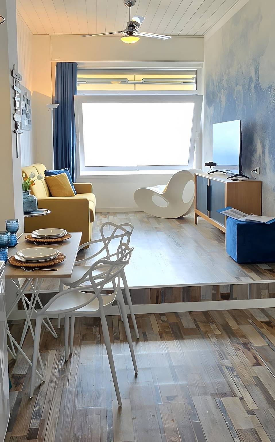 Geheel appartement, Appartement 'Ocean Blue' met ongeëvenaard zeezicht, privéparkeerplaats en airconditioning in Sant'Andrea di Rovereto, Chiavari