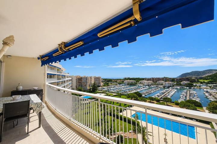 Gîte pour 8 personnes, avec piscine et terrasse dans Port de Cannes Marina - 3