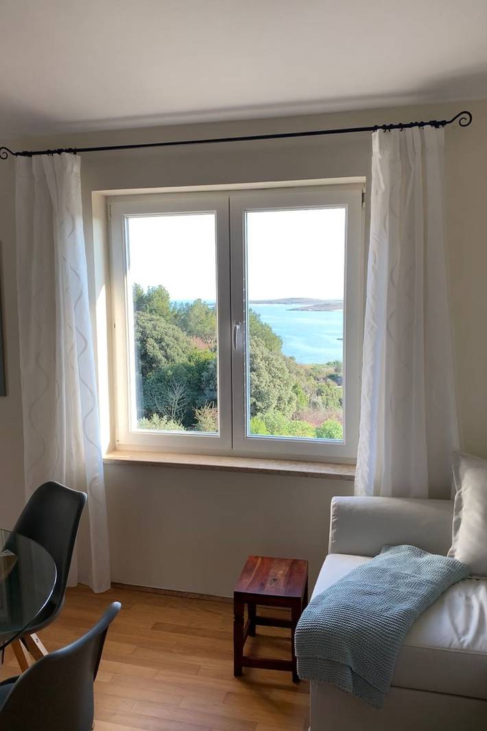 Ganze Wohnung, Appartement mit Blick auf das Wasser in Premantura, Südküste Istrien