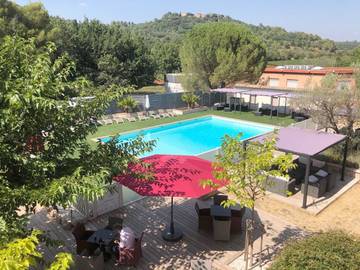 Hôtel pour 2 personnes, avec jardin et piscine, animaux acceptés à Le Cannet-des-Maures