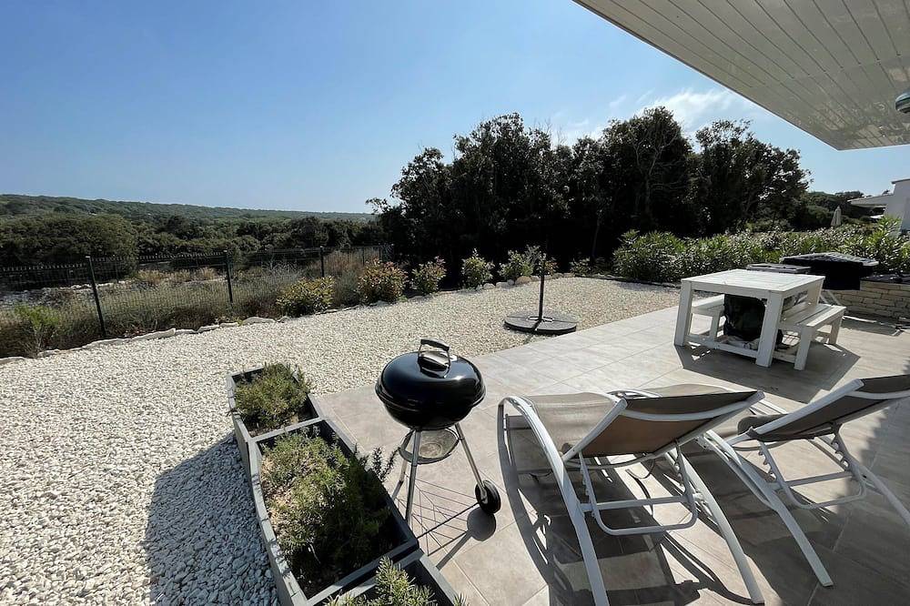 Villa met airconditioning 9 personen met verwarmd zwembad in residentie in Bonifacio, Sartène en omgeving