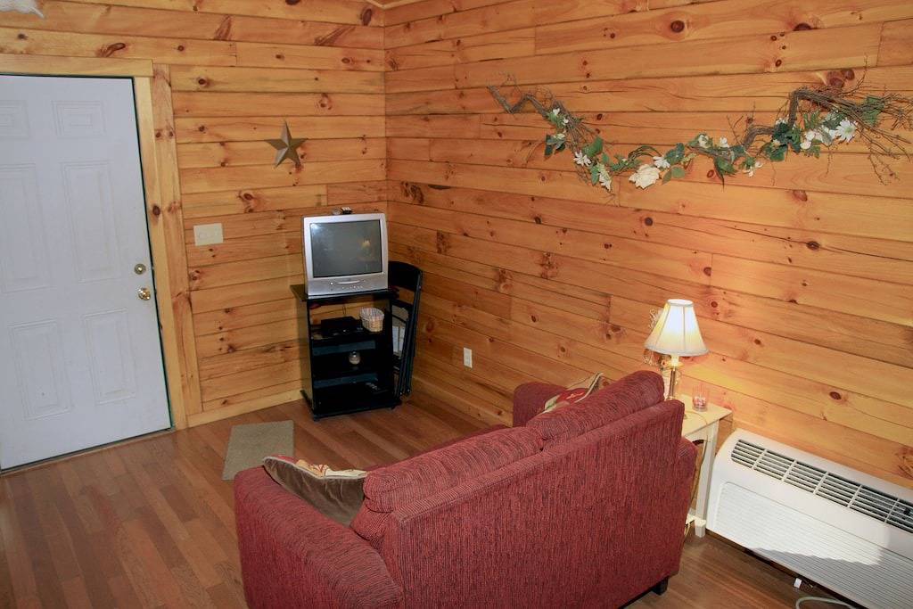 Kabine-Eigenes Badezimmer-Standard-Lovebirds Cabin in Hocking Hills