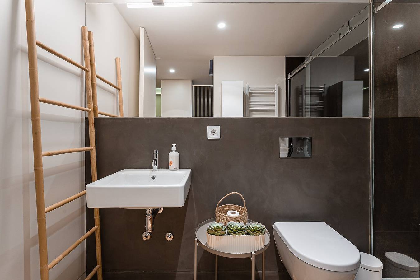 Apartamento entero, Guestready - Dúplex relajante cerca del Parque da Cidade in Senhora da Hora, São Mamede de Infesta e Senhora da Hora