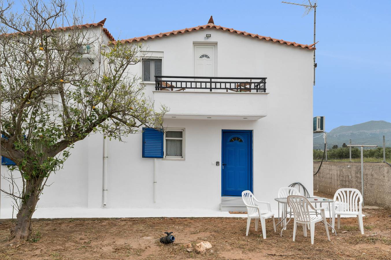Neratziona Garden House: Ruhige Unterkunft, 4 Min. zu Fuß zum Strand in Peloponnes