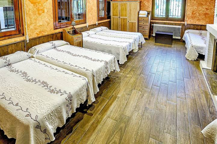 Casa Viria für 20 personen in Navaluenga, Valle del Alberche