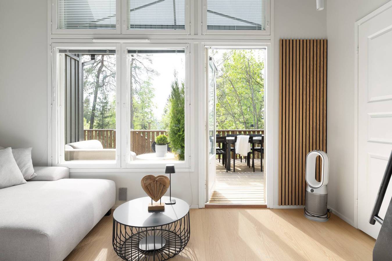 Gemütliches Stadthaus mit Sauna, Whirlpool und See nur 30 Minuten von Helsinki entfernt in Espoo, Uusimaa