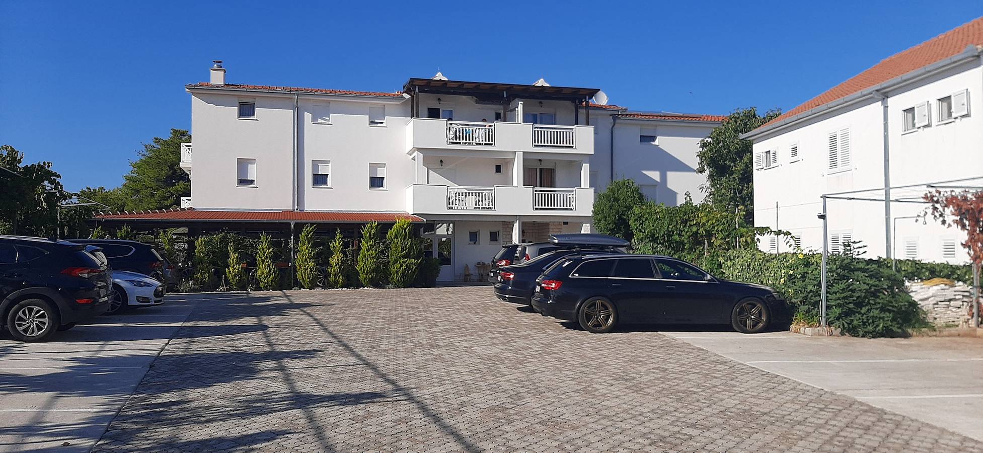 Apartamento entero, Apartamento 5, primer piso in Rogoznica, Condado de Šibenik-Knin