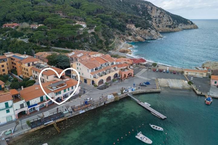 Apartamento vacacional entero, Bilocale Acquamarina in La Fenicia (pebbles) (Marciana Marina), Marciana Marina