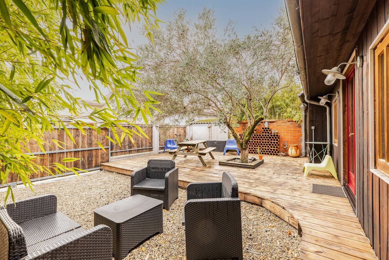 Villa « La Cabane d'Ana » avec terrasse privée, jardin privé et Wi-Fi in Bordeaux, Région de Bordeaux