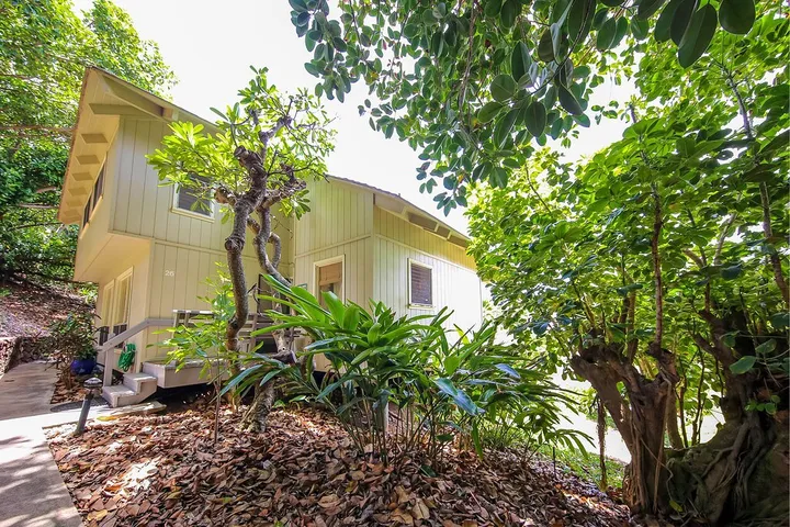 Vacation apartment for 4 people, with balcony and pool as well as yard - 1