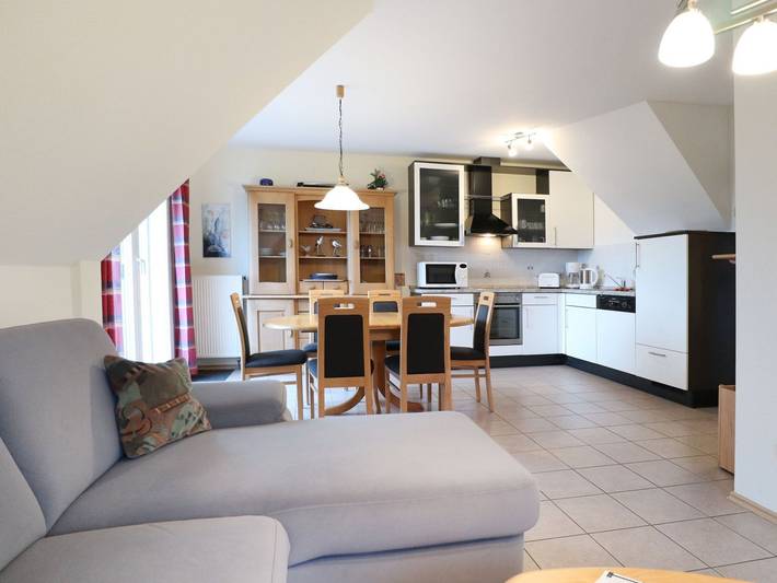 Ferienwohnung für 4 Personen, mit Balkon und Terrasse sowie Garten in Redewisch - 3