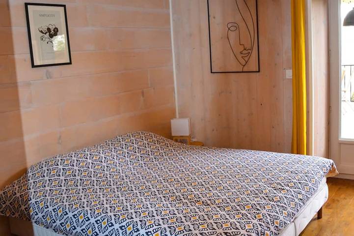 Ganze Wohnung, Warm place for a course or long stay 5 minutes walk from the lake in Clairvaux-les-Lacs, Französischer Jura
