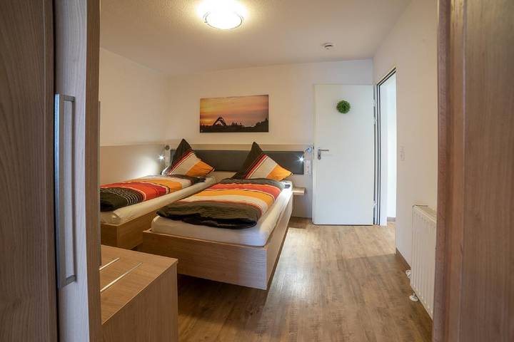 Ferienhaus für 6 Personen, mit Balkon/Terrasse und Terrasse, kinderfreundlich im Sauerland - 4