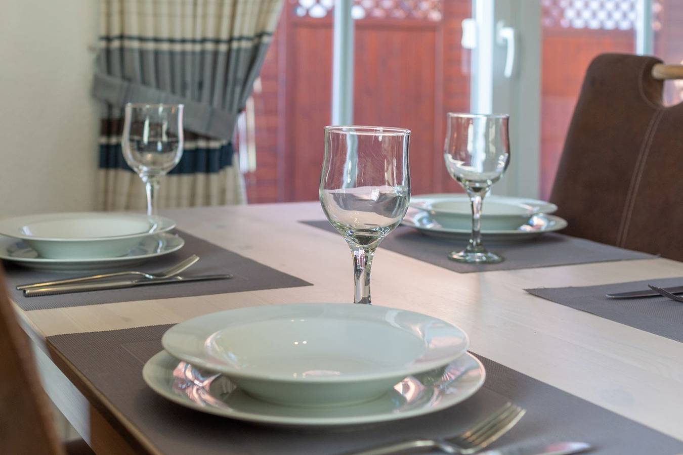 Ganze Wohnung, Komfortable Ferienwohnung mit Terrasse und moderner Ausstattung in Norddeich in Strand Norddeich, Norddeich