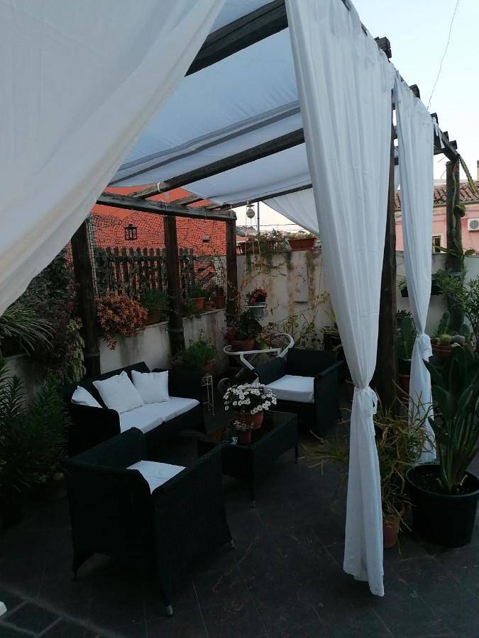 Maison d’hôte pour 2 personnes, avec terrasse, animaux acceptés à Aci Castello - 3