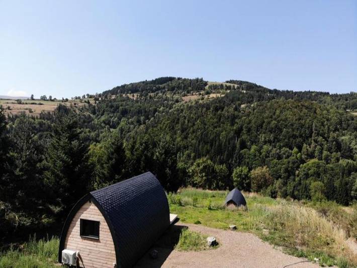 Gîte pour 4 personnes, avec terrasse, adapté aux familles dans Mont Lozère et Goulet - 2