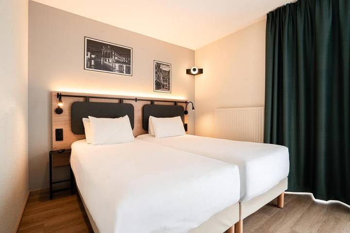 Hôtel pour 2 personnes, avec terrasse dans Gare de Dijon-Ville