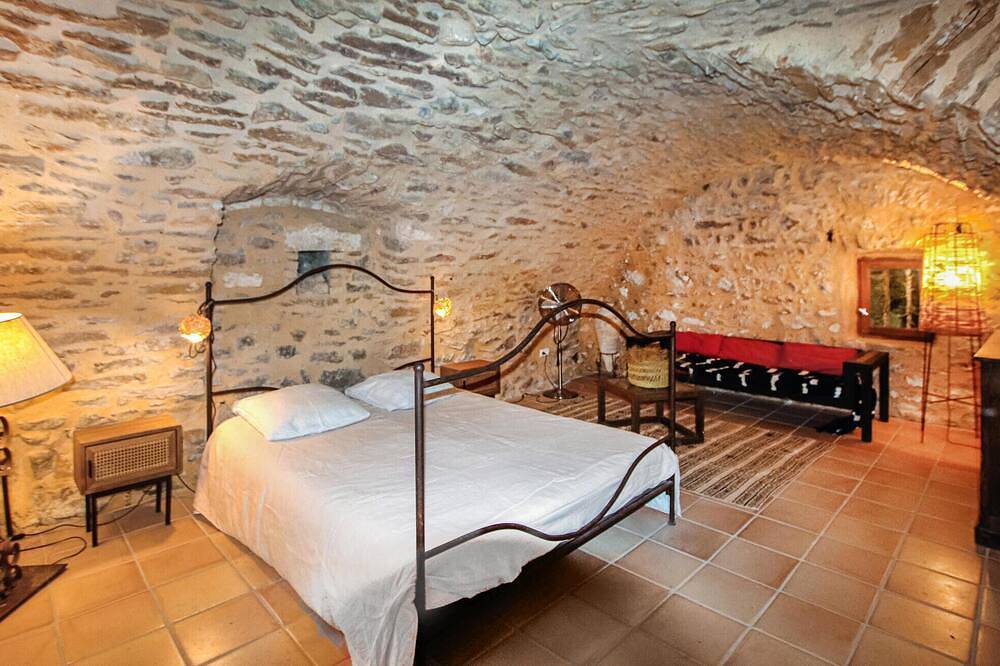 Awesome home in Saint-Montant in Saint-Montan, Privas