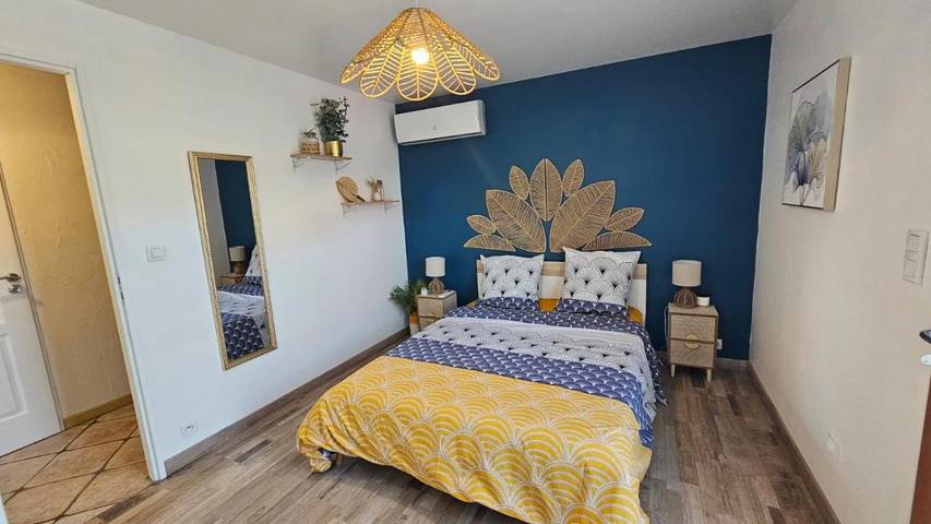 Maison d’hôte pour 2 personnes, avec terrasse ainsi que jardin et vue, animaux acceptés