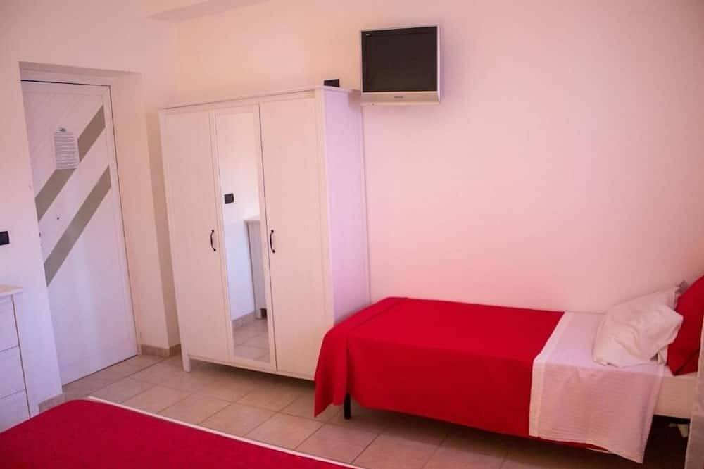 B&B Villa Matari: Triple Room  in Fontane Bianche, Cassibile