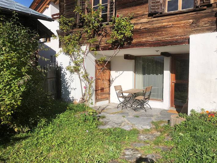Ganze Ferienwohnung, Casa Pintga - Charmante Ferienwohnung mit Bad/Wc für 2 Personen in Flims-Dorf, Flims