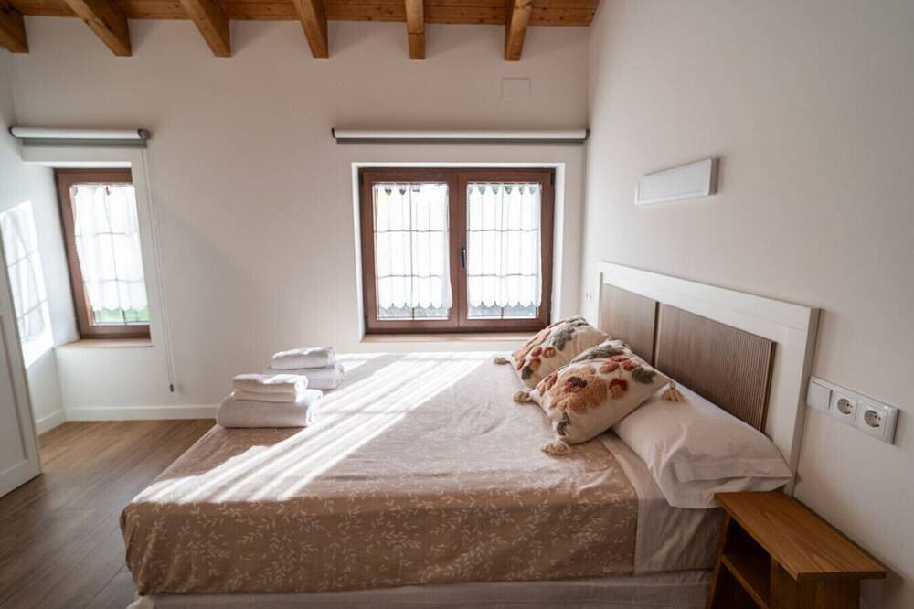 Entire apartment, Casa Viña · Apartamento Rural para 4 huéspedes in Carreño, Costa Verde (Spain)