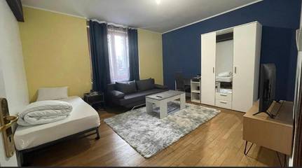 Cottage pour 2 personnes, avec terrasse et jardin à Besançon